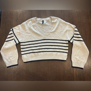 H&M Cream V-Neck Cropped Sweater with Black Stripes